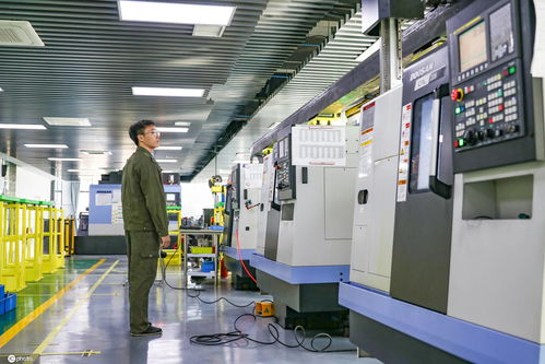 智能工廠助力企業(yè)高效生產(chǎn) 全自動(dòng)化流水線(xiàn)與信息技術(shù)咨詢(xún)的融合